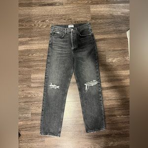 AGOLDE 90's Mid Rise Loose Jean
Color: Outline (Washed Black)
Size: 26